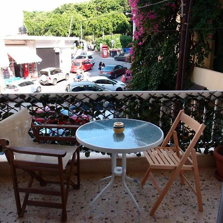 Apartment In The Heart Of Heraklion Exterior photo